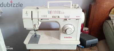 Singer sewing machine (Brazil make)