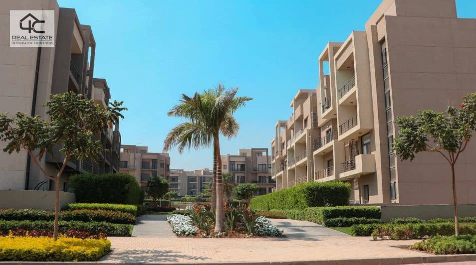 Townhouse corner ready to move For Sale in Fifth Square - Al Marassem 11