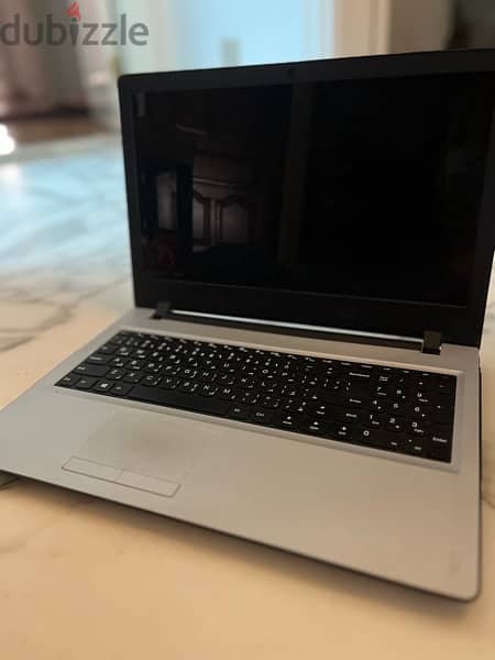 Silver Lenovo Laptop 22H2 version 1