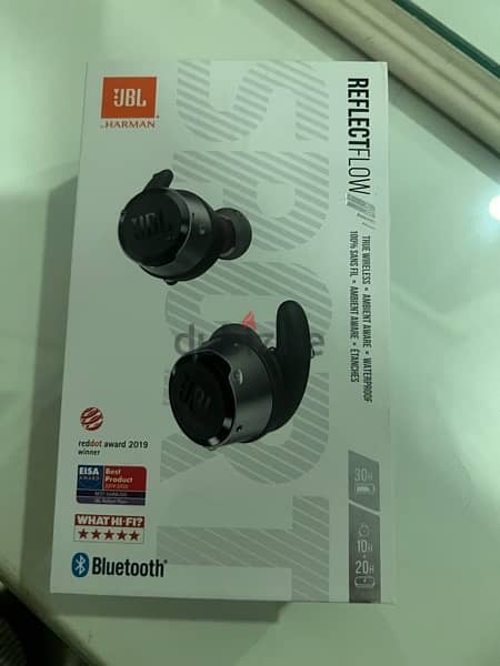 JBL Reflect Flo pods 1