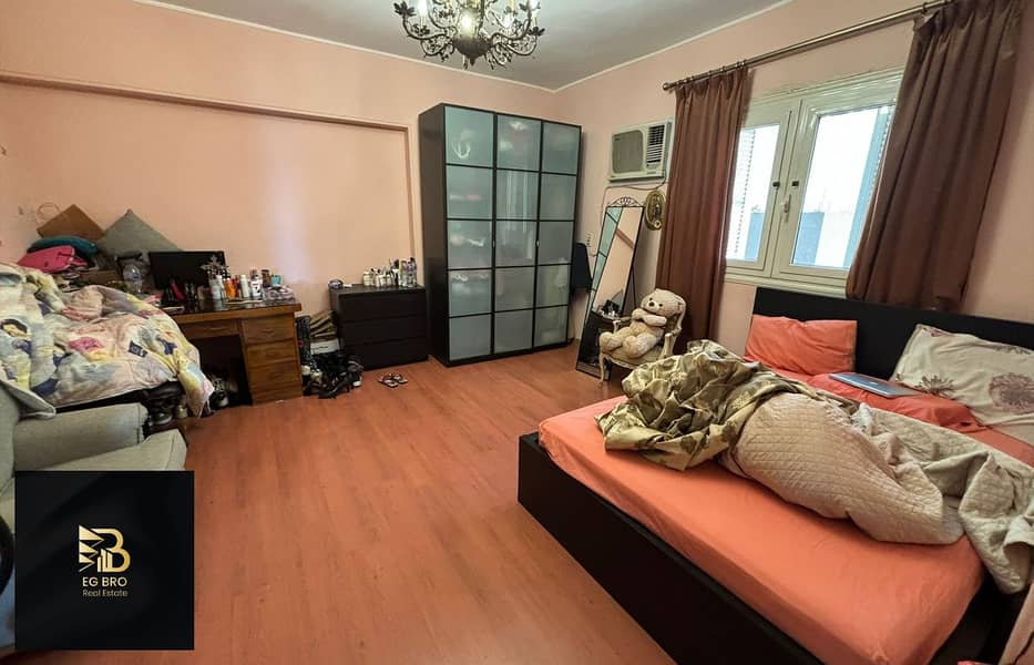 Apartment for sale in Mohamed Hasanien Hykal 240 m² "NET" with Kitchen and ACs 8