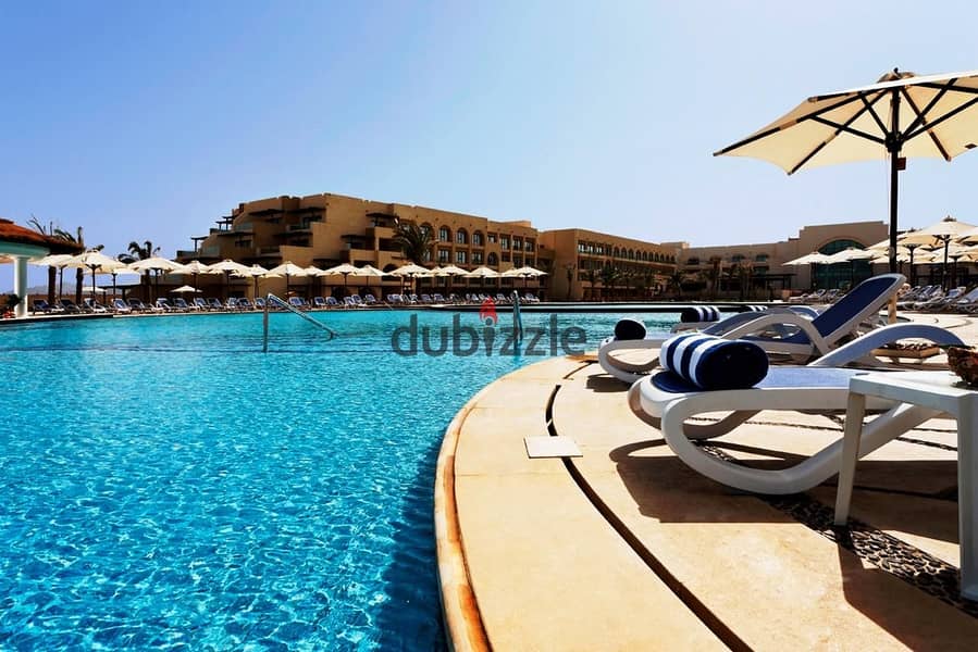 finished apartment with 3 rooms + a rooftop with a sea view in Soma Bay, Hurghada. 5