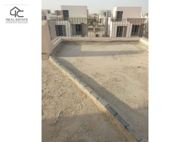 Apartment for sale in Sodic East, 188 square meters, 3 rooms, immediate receipt, very special location, at the lowest price in the market, view, and 1