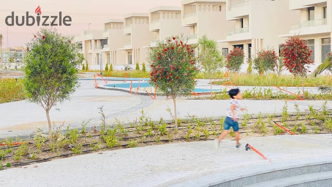 Independent villa for immediate delivery in Lake West, Sheikh Zayed, in installments 0