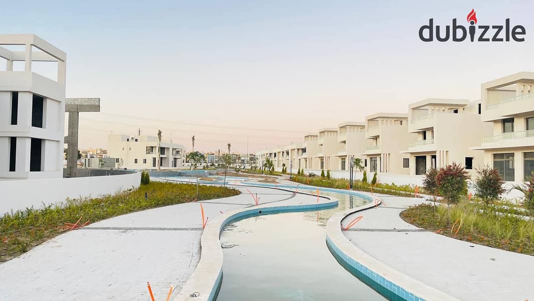 Independent villa for immediate delivery in Lake West, Sheikh Zayed, in installments 4