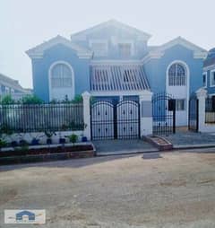 tiwn house villa at perfect compauned at OBOUR city    ready to move   239 m   avilable make pool   big garden     all services are ready   11 million