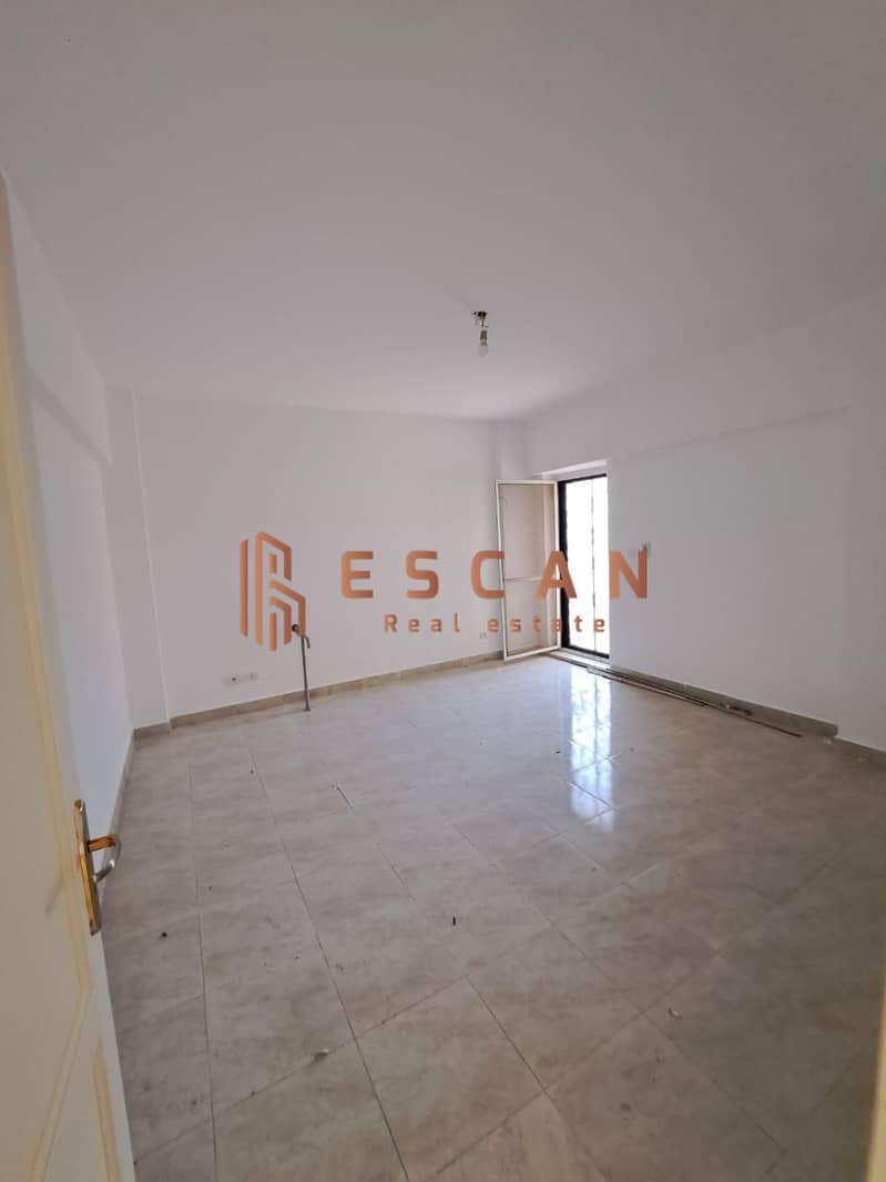 Apartment for rent in Al Rehab, near the Eastern Market and services, 180 m 2