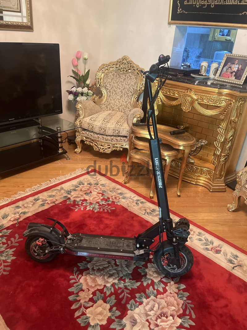 Electric scooter  48v 3000w  speed 85k قابل للتفاوض Electric scooter 1