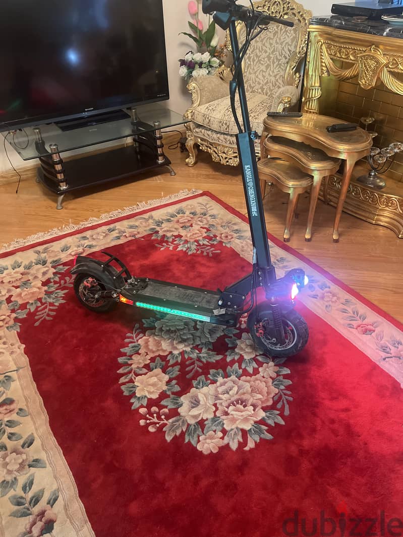 Electric scooter  48v 3000w  speed 85k قابل للتفاوض Electric scooter 2