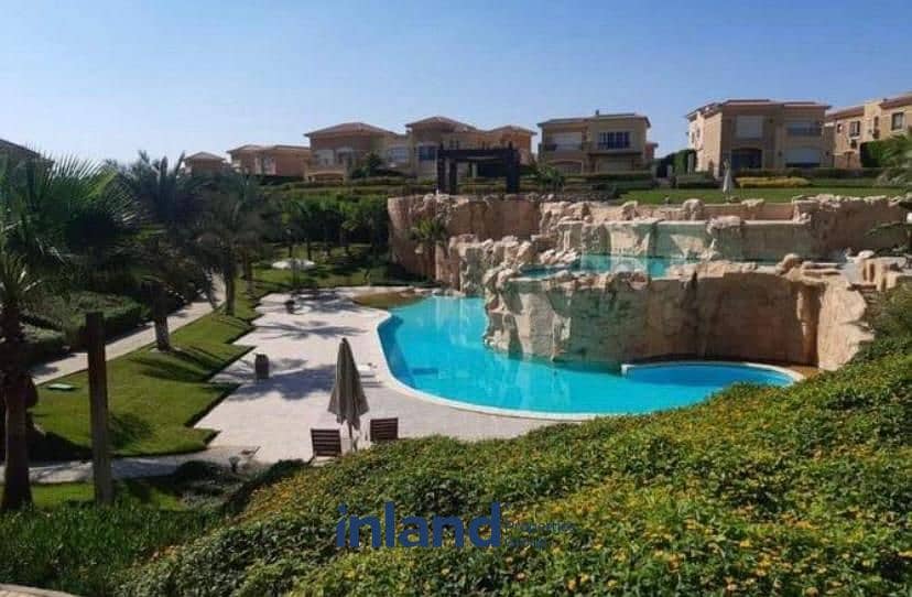 765 sqm villa for sale with a lake view in Stone Park in the best location in New Cairo 1