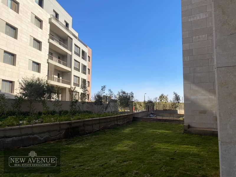 Ground Apartment in District 5 at New Cairo with very prime location for Sale 4