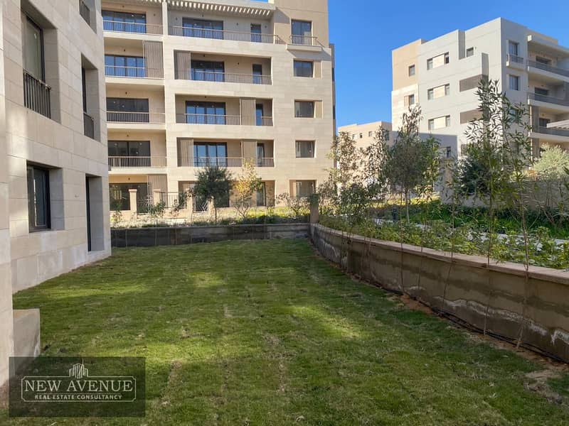 Ground Apartment in District 5 at New Cairo with very prime location for Sale 5