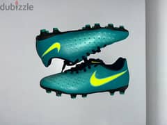 nike blue and green football shoesجزمة كورة اصلية