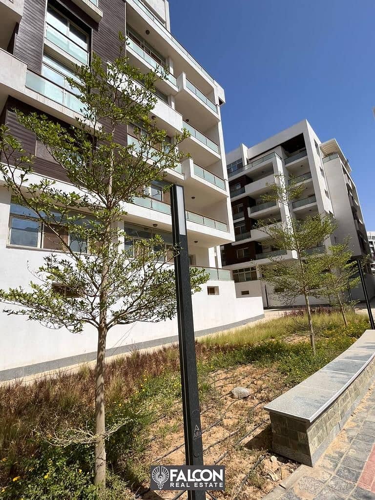 For immediate sale next to Smart Village, a fully finished apartment of 122 meters in Al Maqsad Compound, the Administrative Capital, in installments 2