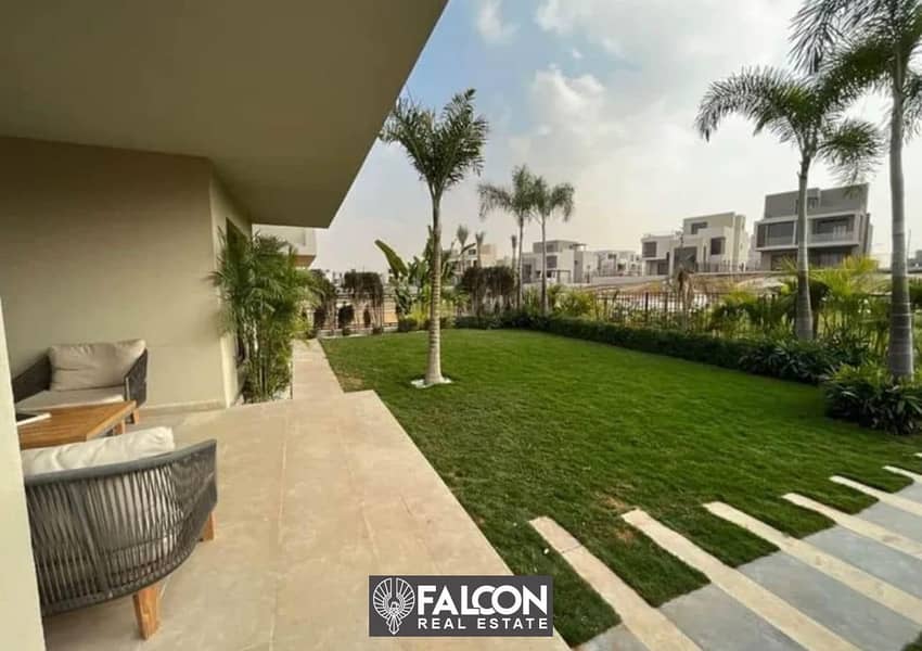 Duplex with a garden of 212 meters in Sarai Compound next to Madinaty on the Suez Road, New Cairo, with facilities up to 8 years and a 42% discount, 1