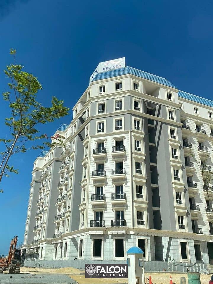 Prime location 3 bedroom apartment for sale in the Latin Quarter with a panoramic view of the Crystal Lagoon and El Alamein Towers 1