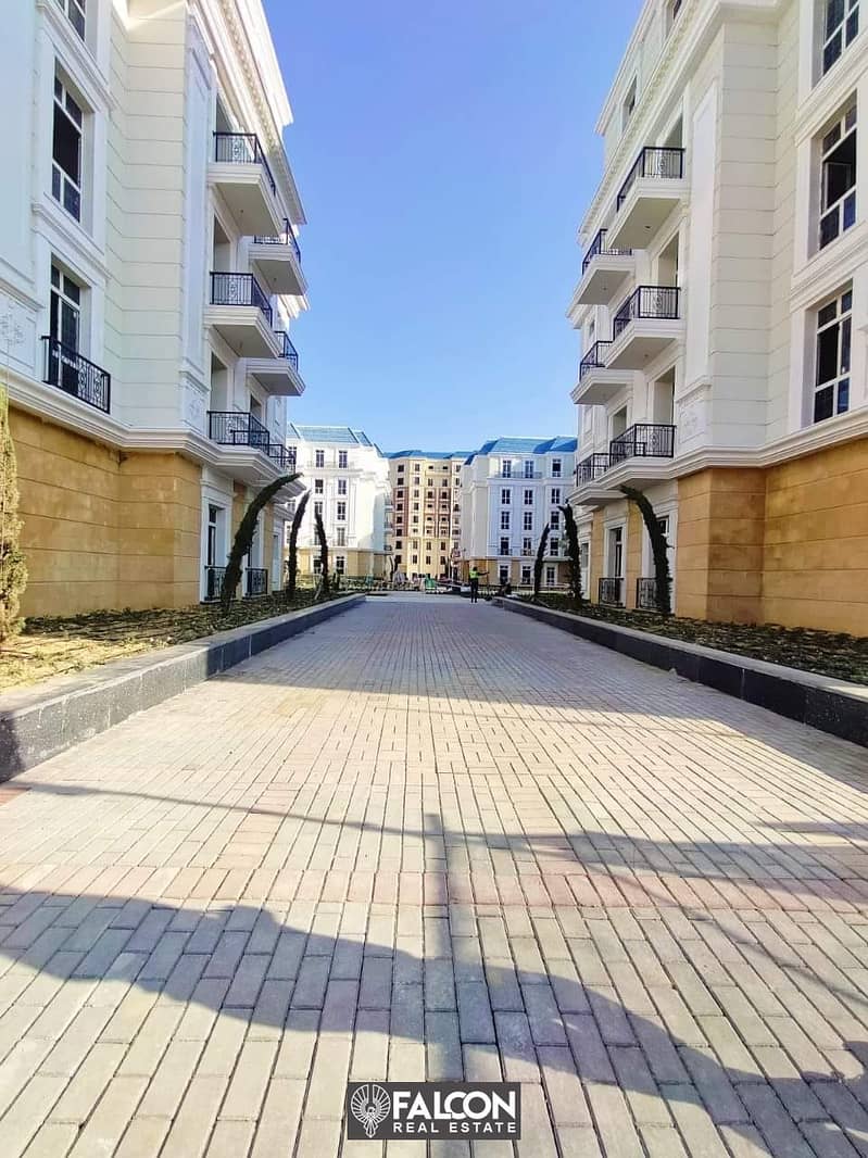 158m apartment with 3 rooms for sale with a fantastic view of the Crystal Lagoon ((finished + immediate delivery)) in the Latin Quarter El Alamein 0