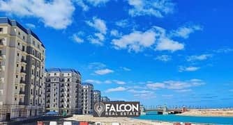 Apartment ((finished and ready to move in)) for sale in the Latin Quarter with a fantastic view of the Crystal Lagoon and El Alamein Towers