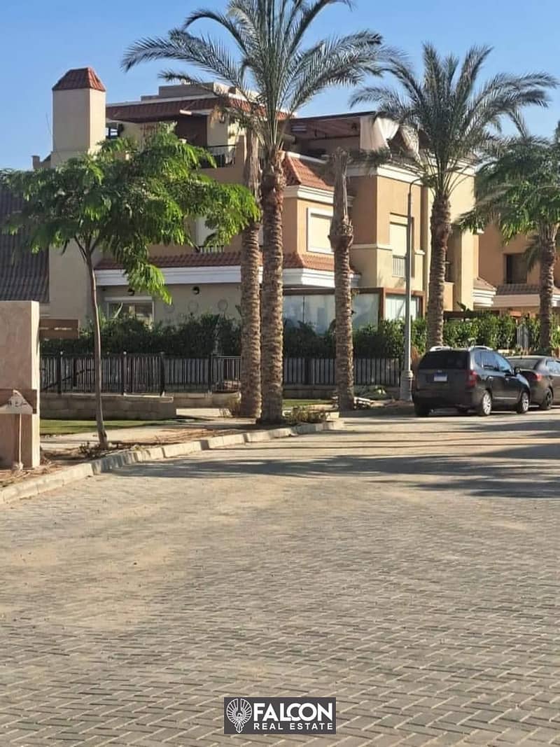 A 3-storey villa for sale in installments over 4 years in Sarai Compound in front of Madinaty 4