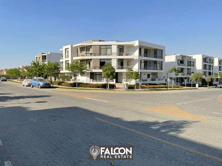 For sale, an apartment in the TAJ CITY compound, next to Cairo International Airport and directly on the Suez Road, with a 10% down payment and intere 13