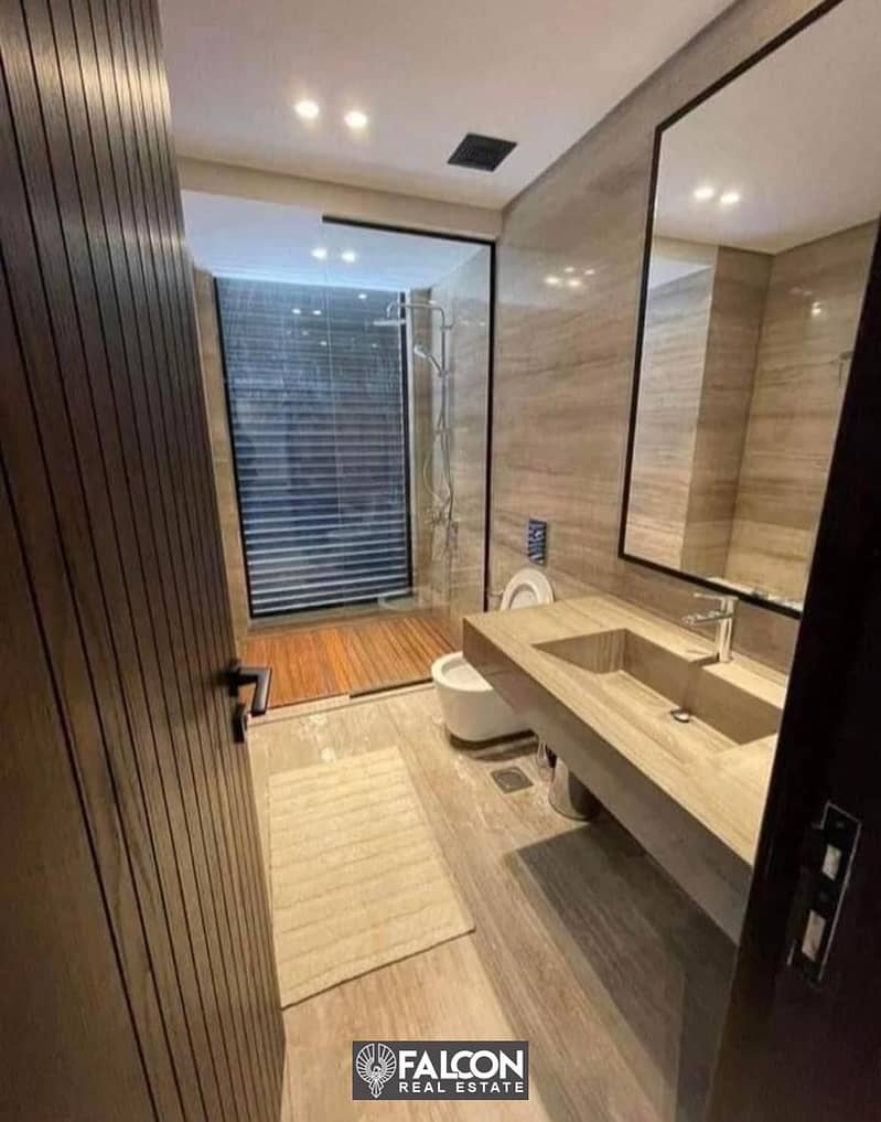 Apartment 114 square meters in the sea in New Alamein Towers in the Latin Quarter Immediate receipt, fully finished Only 5% down payment * Latin Distr 3