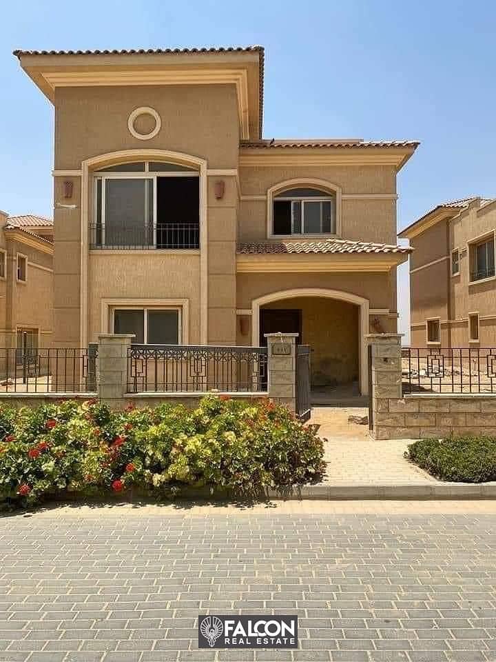 Ground floor apartment (with a spacious garden of 160 square meters) for sale in Stone Park, next to Katameya Heights, Fifth Settlement, New Cairo 2