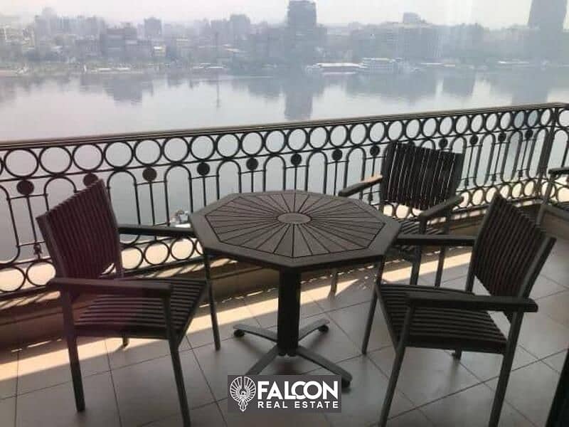 Receive immediately an apartment with a panoramic view of the Nile, furnished with appliances, next to the Hilton Hotel 6