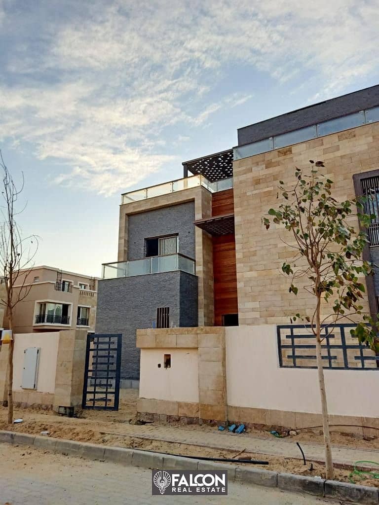 Villa for sale in Taj City with the largest discount rate in New Cairo in the most distinguished stage and the most beautiful view in the compound 4