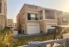 For sale, a detached villa with the largest golf view in Taj City, in front of the airport, on the Suez Road, with a 42% discount