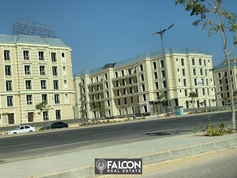 A fully finished apartment with a special design and a prime location for sale in the Latin Quarter of El Alamein, 8