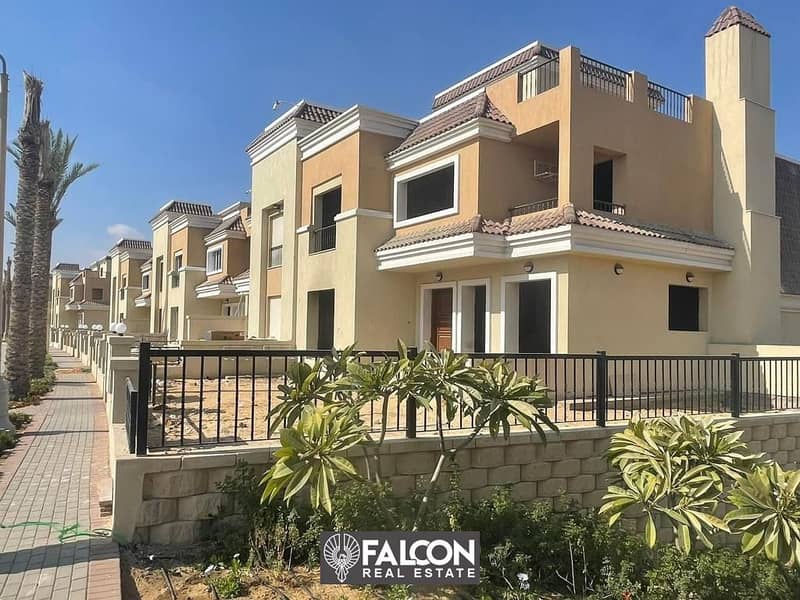 For sale, a villa with a 42% discount in New Cairo, in the best location and division, directly on the Suez Road, in installments 11