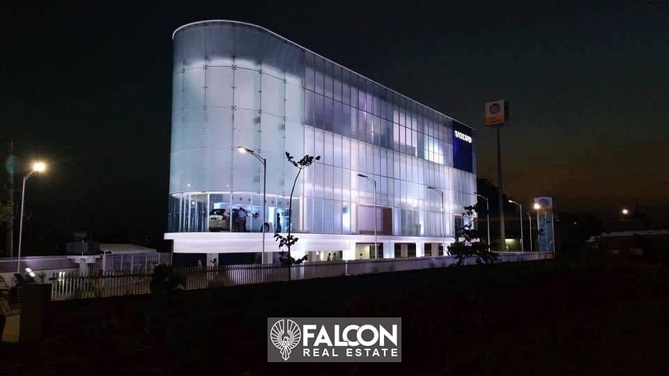 For sale, the largest and most distinguished car showroom, 374 square meters, in Sheikh Zayed, near Beverly Hills, in installments. 6