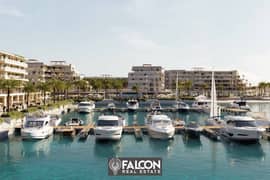 For sale, a 353-square-meter villa on the yacht marina in Marina 8, with facilities up to 12 years