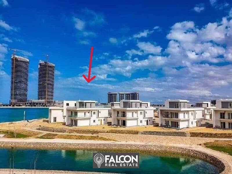 villa [corner], 3 floors, fully finished, First row on the sea and El Alamein Towers,  in installments over 7 years - Mazarine 0