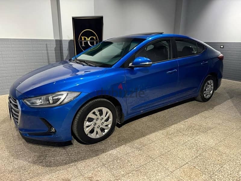 Hyundai Elantra 2019 1