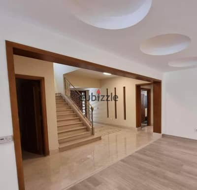 Villa (4 rooms) for sale in Al Burouj Compound