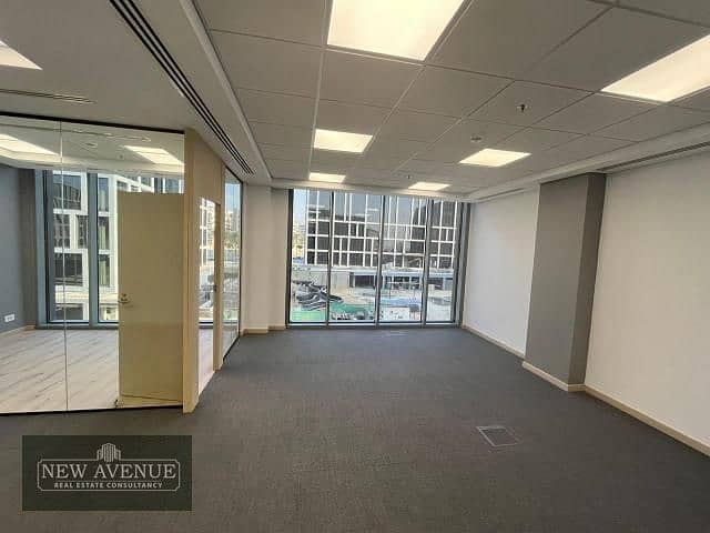 Office 96 m  for rent in CFC  in Podium 5 ,5th settlements  By Al Futtaim ,  Rent price : 120,000 EGP per month 0