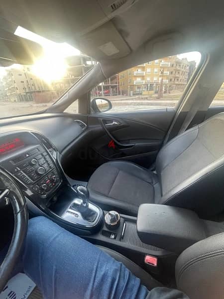 Opel Astra 2015 5