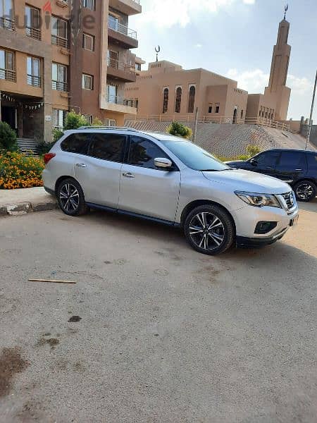 Nissan Pathfinder 2018 7