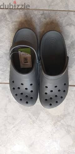 crocs