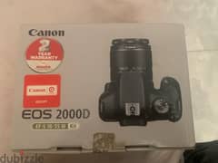 camera canon 2000D