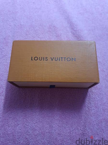 نظارة louis vuitton 0