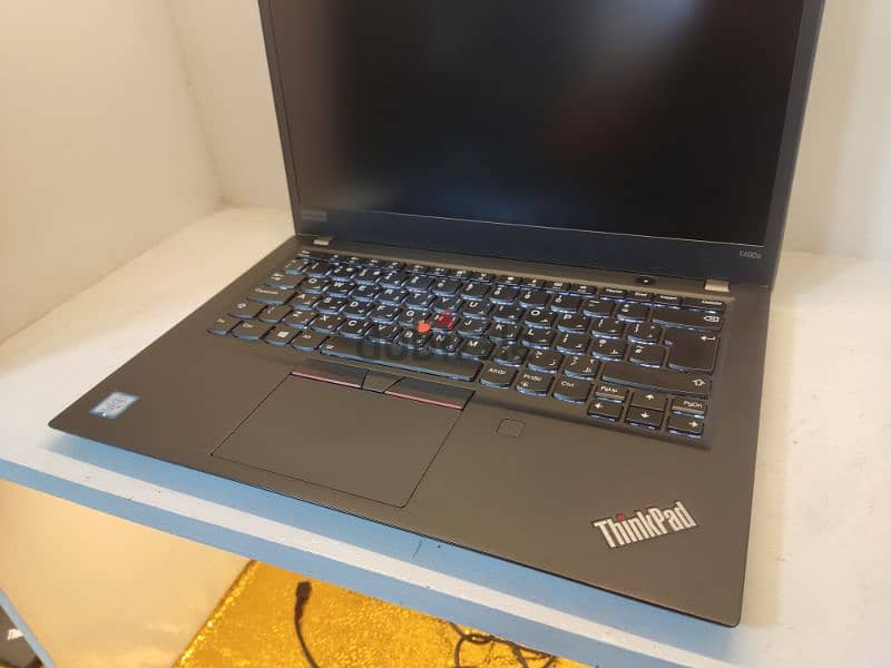 Lenovo Thinkpad T490s 3