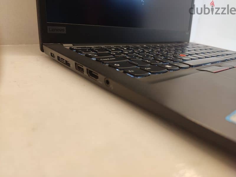 Lenovo Thinkpad T490s 4