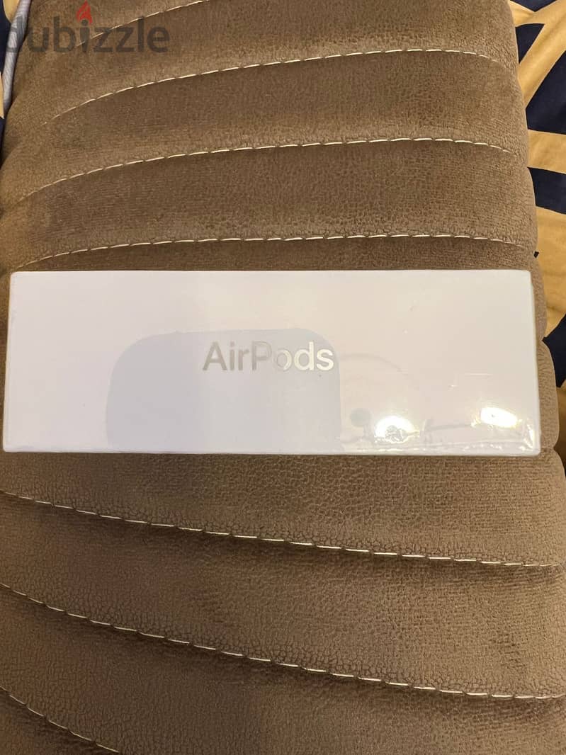 Apple AirPods 2Gen new 5