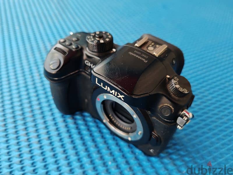 Panasonic Lumix GH4 Body only 4k 3