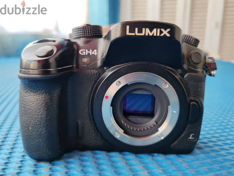 Panasonic Lumix GH4 Body only 4k 12