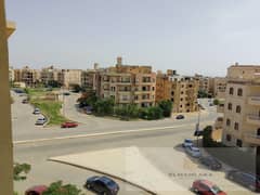 Apartment for sale in Zayed Plaza Compound, immediate receipt  Double View Main Street  A very special location, in front of Beverly Hills and Al-Ahly