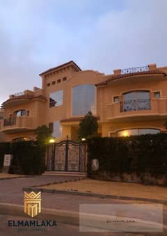 Villa for sale in Sheikh Zayed in the ninth district on Al Bustan Street 0