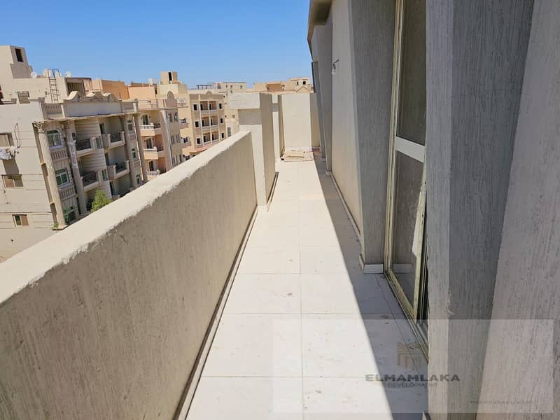 Roof for sale in the 16th district, Sheikh Zayed 6